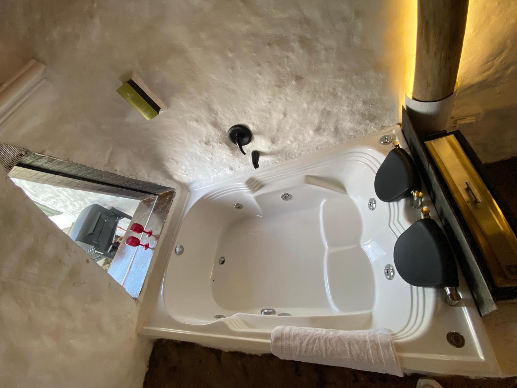 Hobbit Hotel Ecolodge- Guatapé מראה חיצוני תמונה