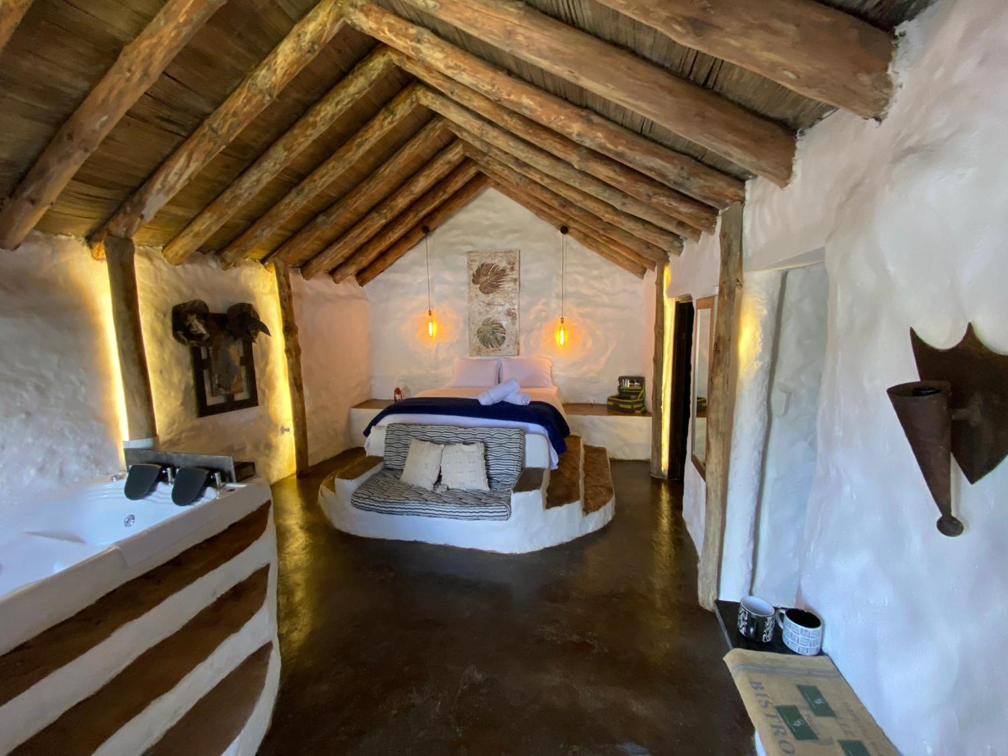 Hobbit Hotel Ecolodge- Guatapé מראה חיצוני תמונה