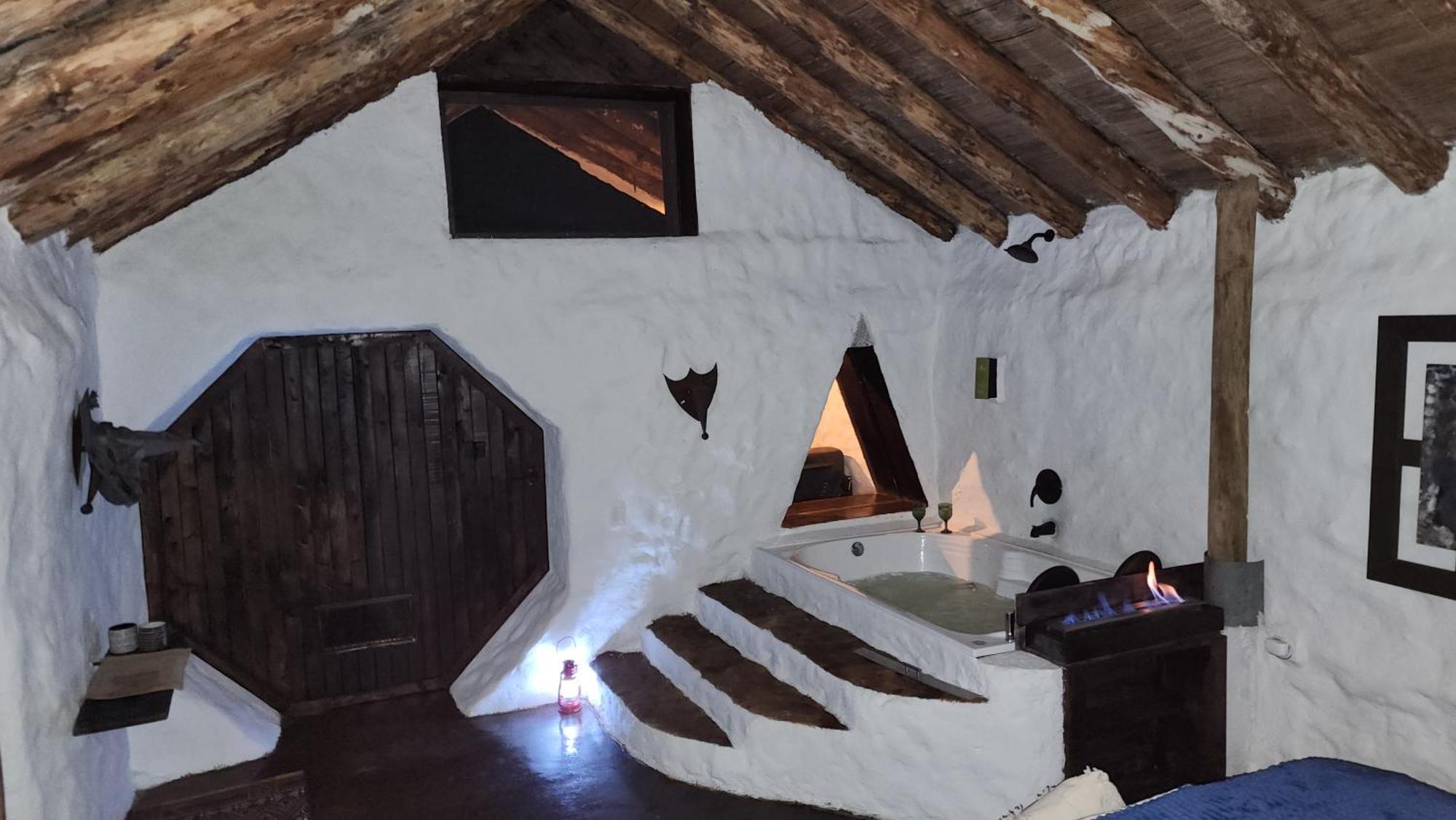 Hobbit Hotel Ecolodge- Guatapé מראה חיצוני תמונה